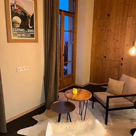 Un Nid Avec Balcon Апартаменты *